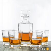 Novare Engraved Classic Square Clear Decanter Square With 4 Cups 2021 Whiskey Decanter Set Crystal Glass Gift Sets