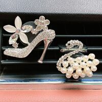 High heeled shoes with car air outlet and perfume dispenser