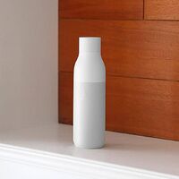 Bottle-Self-Cleaning Water Bottle and Water Purification System