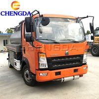 4x2 small compact photo mini tank truck